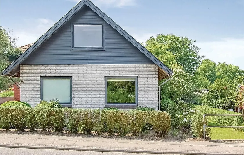 5 bedroom stunning home in Fredericia - Image 1