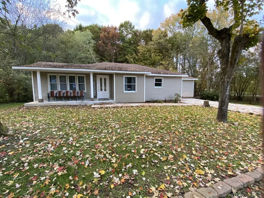 Cypress Cove -  Cozy home just off Hiwassee River in Historic Charleston TN - Image 1