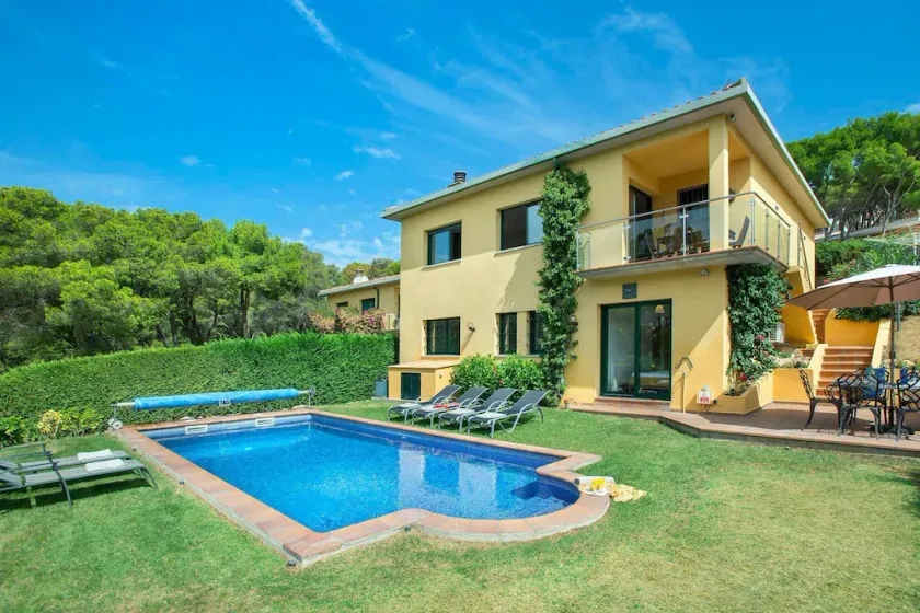 Casa Verity - Four Bedroom Villa, Sleeps 6 - Image 1