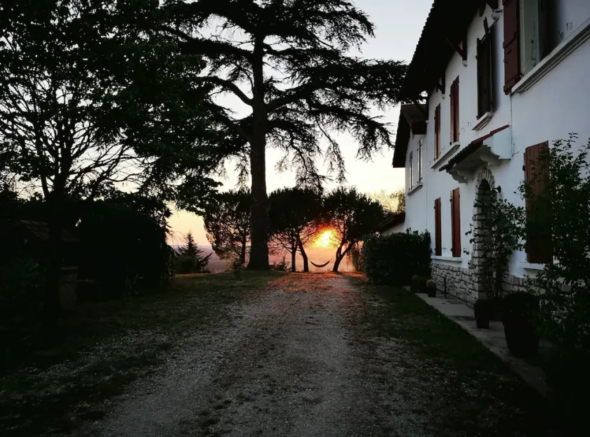Graziosa villetta in un ambiente eccezionale - Image 1