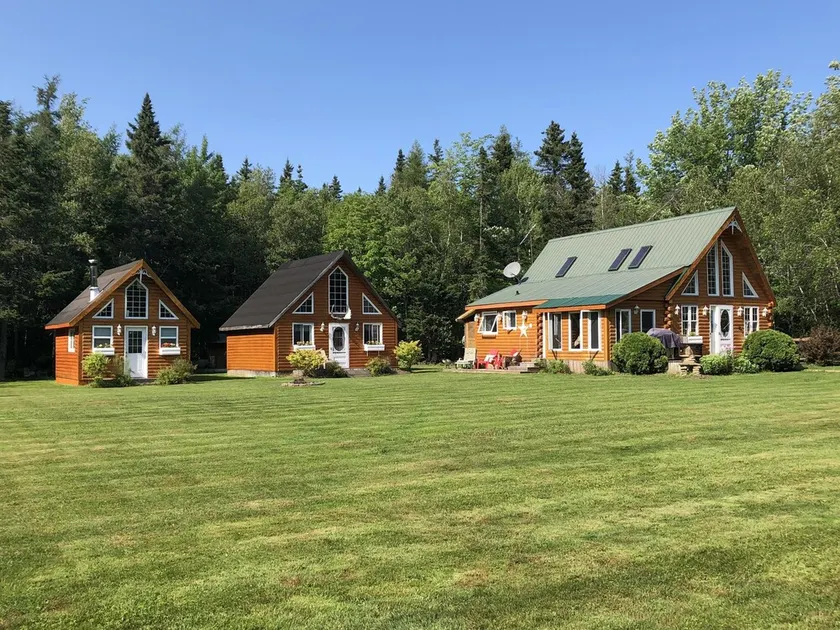 Fox Harbor Wilderness Lodge - Image 1