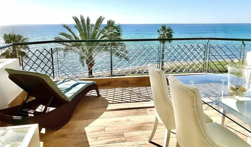 MI CAPRICHO B17 Beachfront Apartment - Image 1