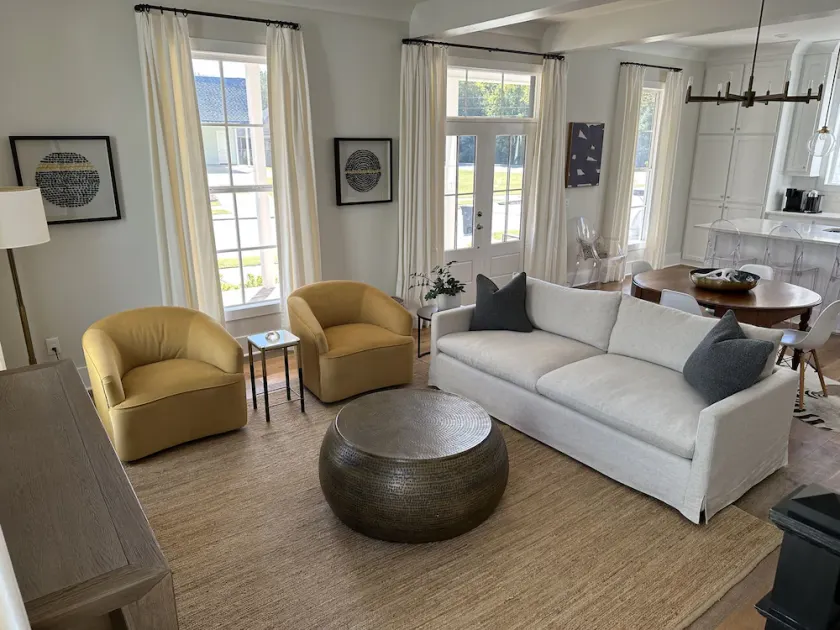 Top Rated home in Starkvegas for a game day experience!! 3 Min from campus! - Image 1