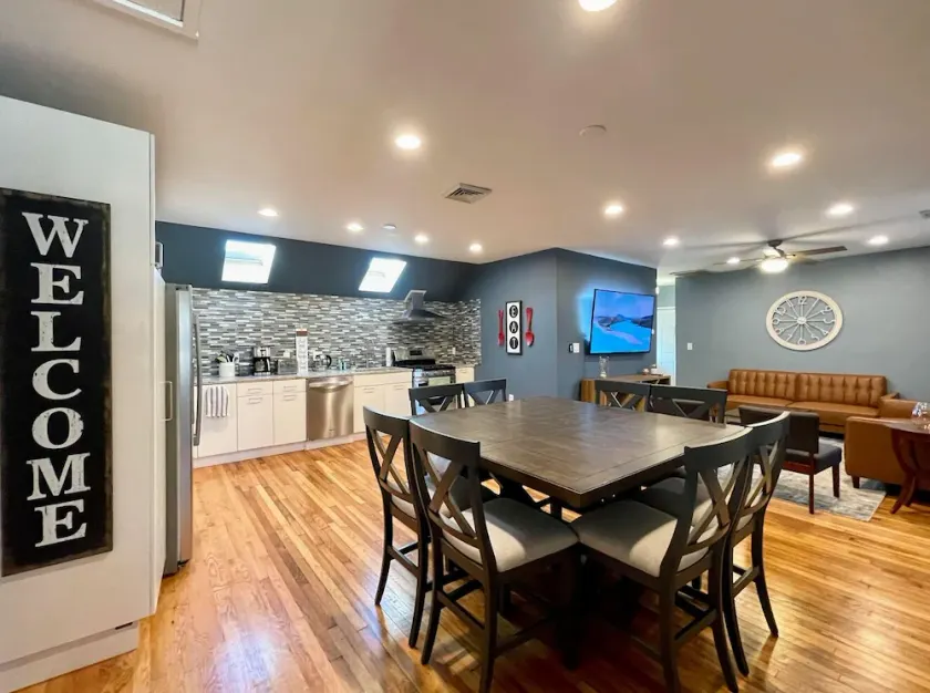 MODERN Spacious 4bed 2bath HARVARD MIT BOS Cambridge Somerville walk everywhere! - Image 1