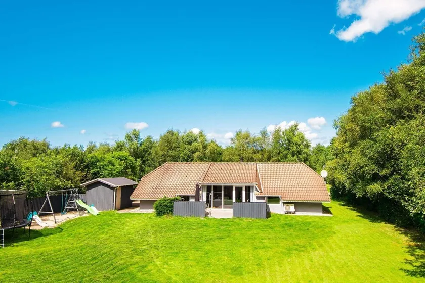 4 stjernet sommerhus i Oksbøl - Image 1