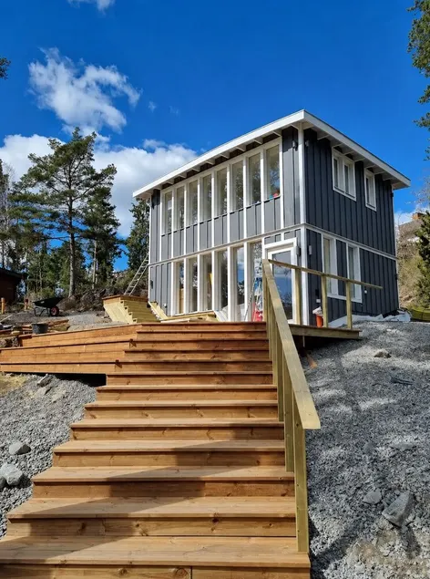 Sea Cottages -7: The Hillside Seacottage - Image 1