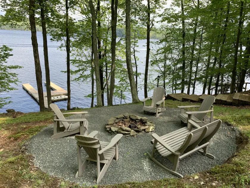 Maison de luxe en bois rond sur le grand lac - Image 1