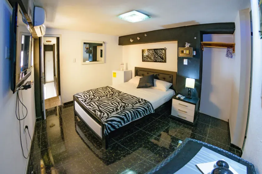 Havana Beautiful Rooms - Image 1