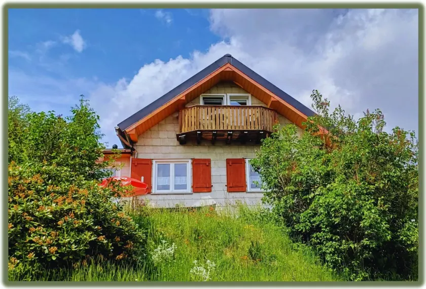 Vacation hut on the Goethe Trail with a view, close to the Rennsteig, UNESCO biosphere reserve - Image 1