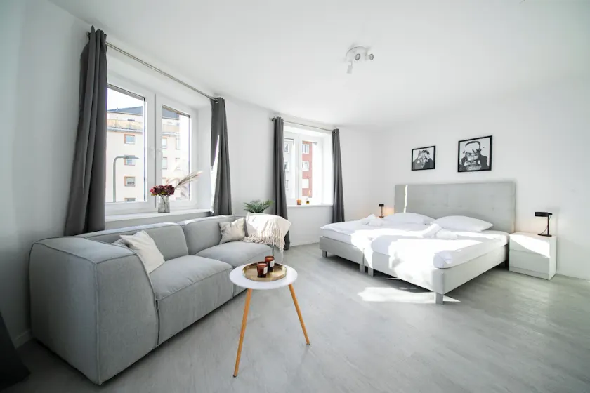 Favorite Stays - Düsseldorf - Image 1