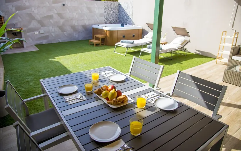 Luxusvilla in Maspalomas, Jacuzzi, Wifi, Pool, Parkplatz - Image 1