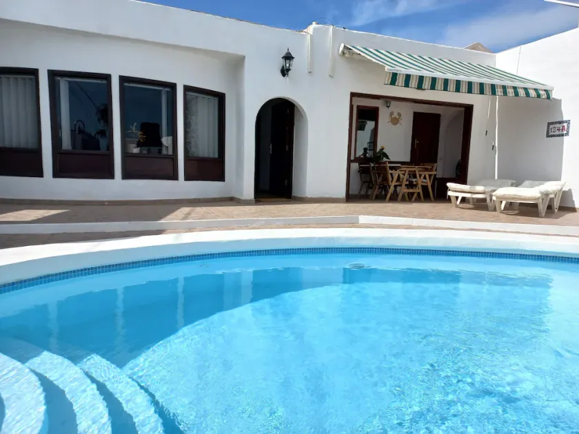 Fantastischer Meerblick, Private Lage mit Beheiztem Pool - Image 1