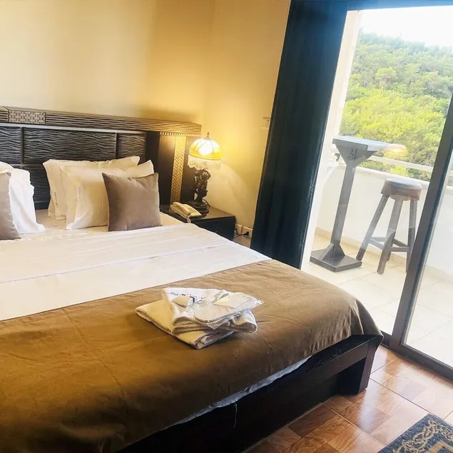 Collina Verde Hotel - Image 1
