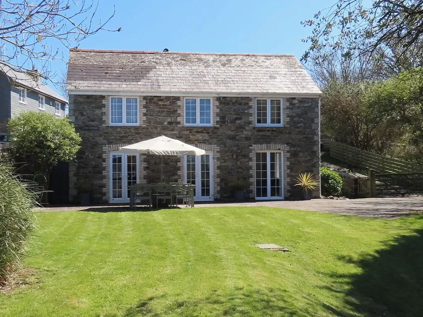 Alojamiento de 3 habitaciones en St Mawgan - Image 1