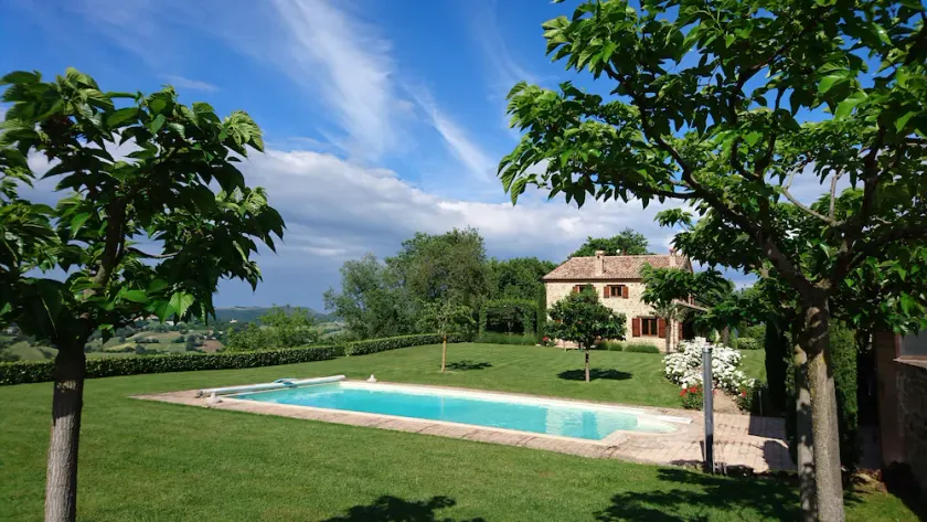 La Dolce Vita! Stunning villa, beautiful surroundings. - Image 1