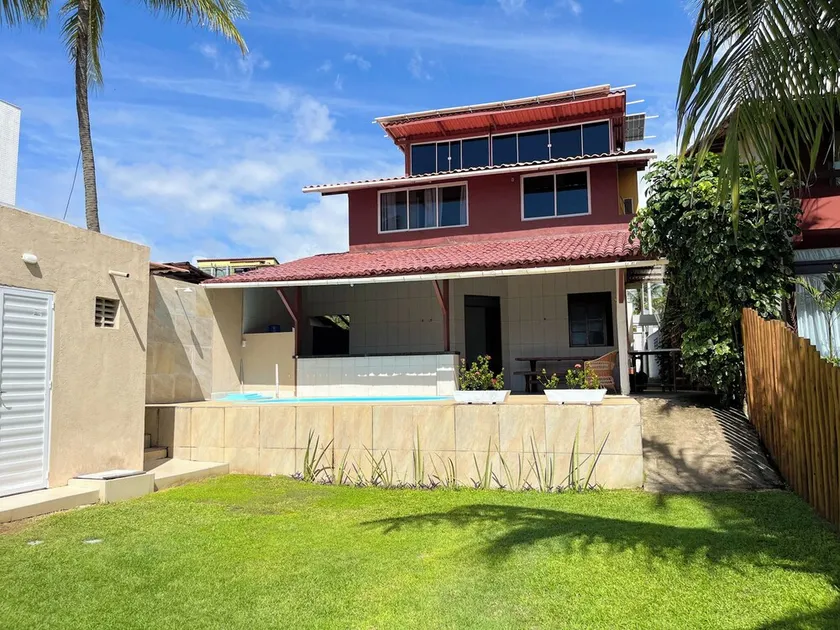 House with 5 bedrooms, 4 suites, to accommodate your entire family. - Image 1