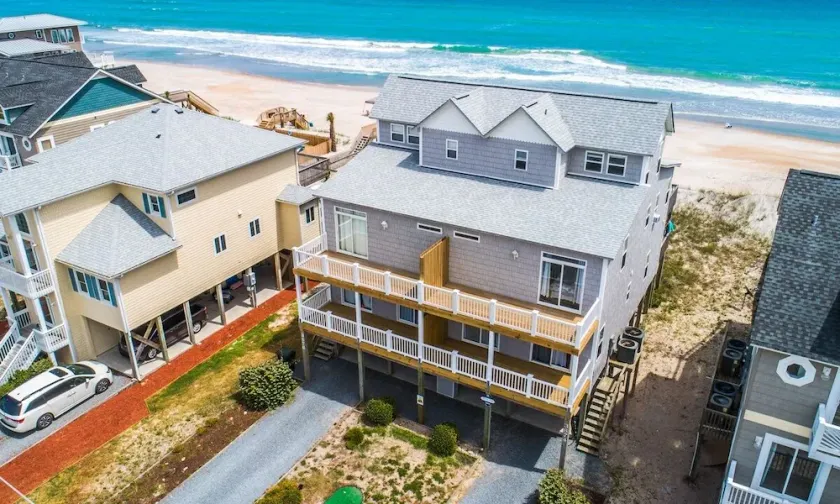 Pet Friendly Oceanfront 5BR with Views and Hot Tub - Image 1