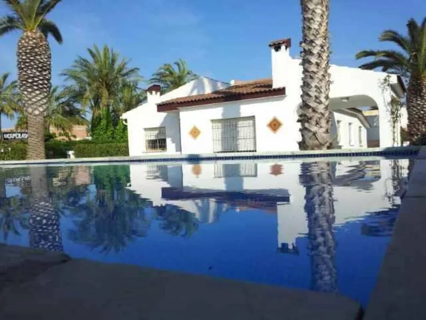 Vinaros - Casa con piscina - WIFI - 50 m dal mare - Barbecue - Posizione ideale - Image 1
