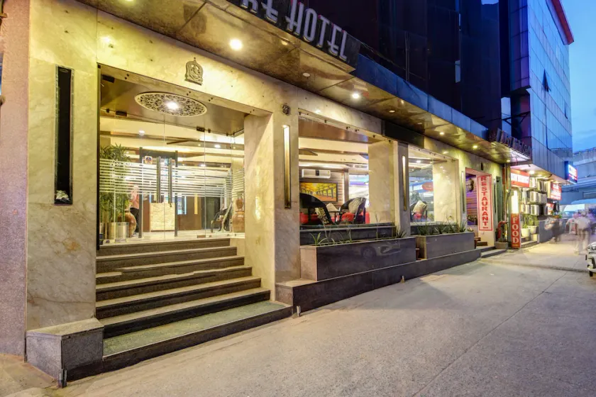 Blu Sapphire Inn Airport Aerocity Hotel - Image 1