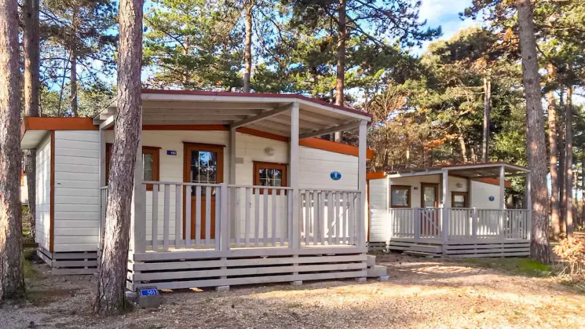 Mobilehome mit Schwimmbad - Image 1