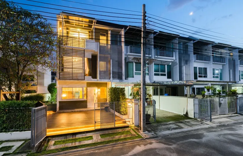 The Gallery House near Suwanaphumi Airport & ARL - Image 1