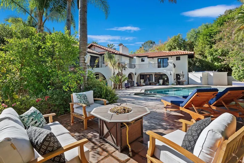 Private Estate for Spring Break & Summer Vacation - Image 1