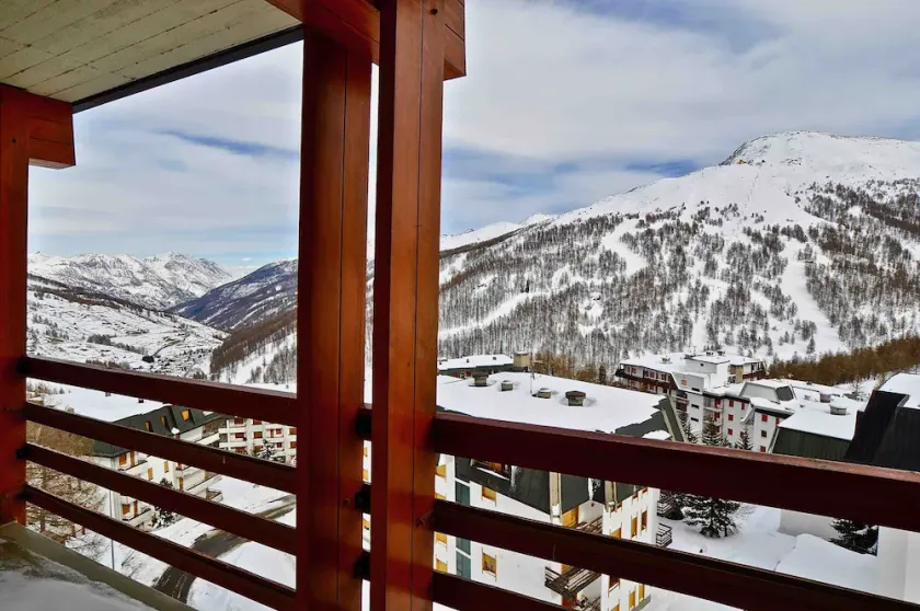Two-room apartment with panoramic views in Sestriere - Image 1