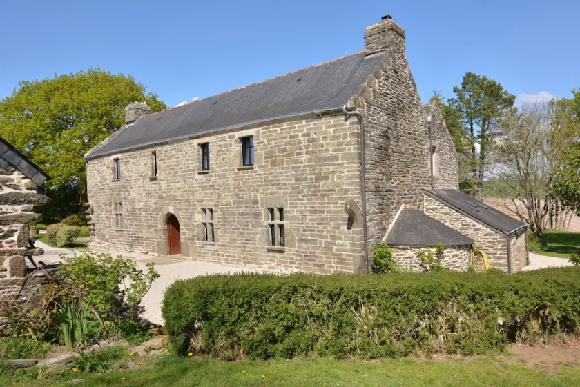 Charming guest room in a 16th century Breton manor - Image 1