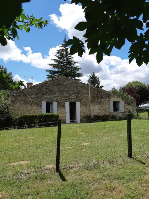 Gite au calme -  20 mn de Royan , 10mn de Saintes - Image 1