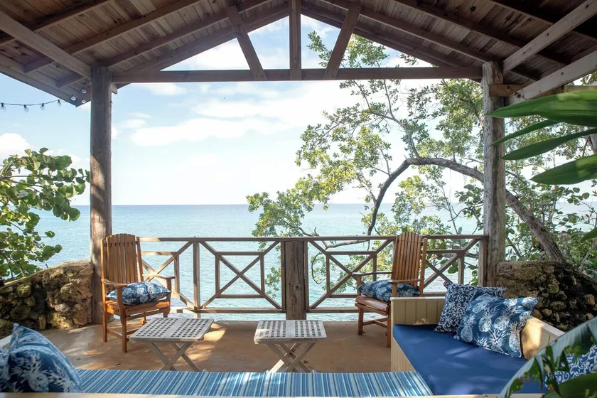 Cliffhouse - 5br villa - stunning sunset, snorkeling, tennis, seaside cuisine - Image 1