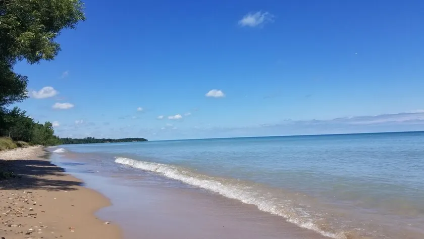Gorgeous Lake Michigan Beach Home for 6: Incredible Views,  By Whistling Straits - Image 1