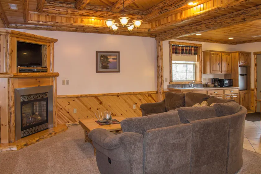 In the Woods Cabin Suite: Luxurious Cabin Suite in Amish Country, Ohio. - Image 1