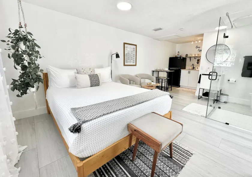 Studio closed to Wynwood,SoBe,DesignDistrict - Image 1