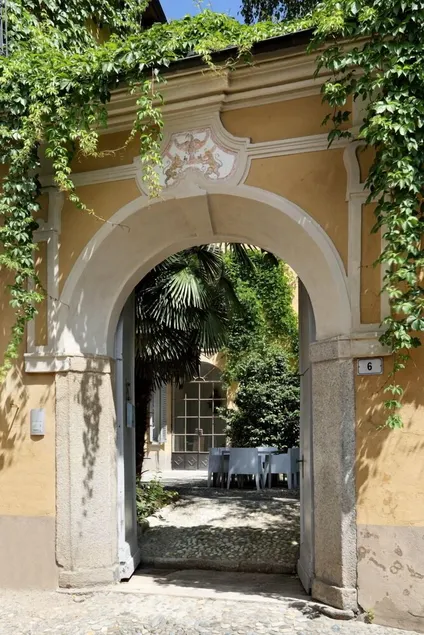 Luxus des 17. Jahrhunderts Mansion On Lago d'Orta. Intimate Garten, Spa und Innenpool - Image 1