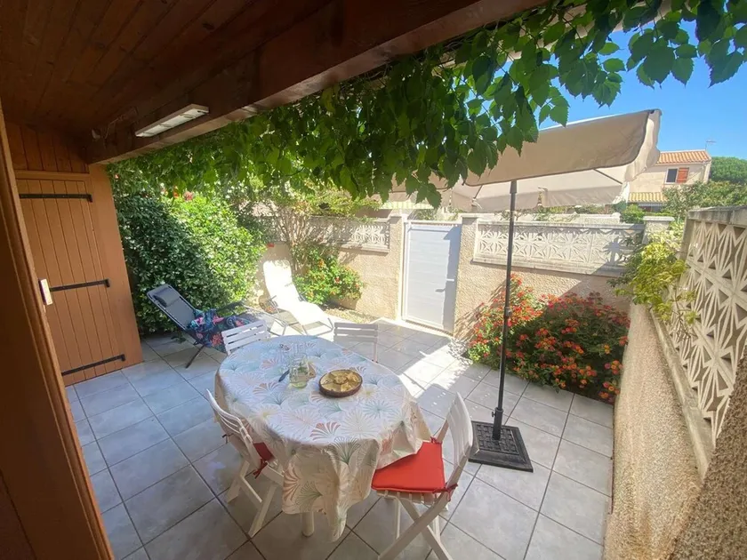 Corner villa located in a secured residence with pool, for 5 persons, airco in the kitchen, at... - Image 1