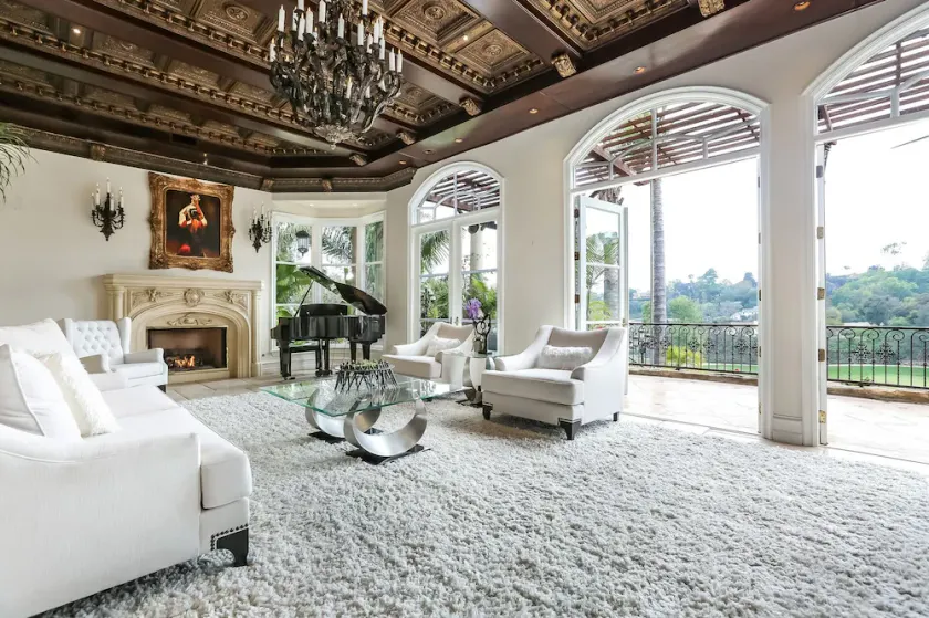 Bel Air Mansion / Maison / Villa - Image 1