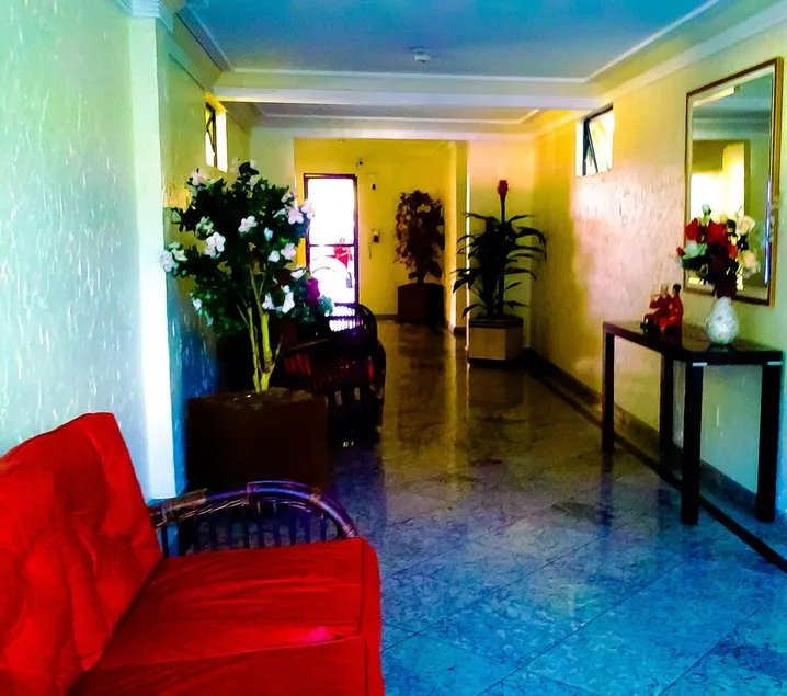 Penthouse apartment with hot tub, air conditioning, and 700m from the coast - Image 1