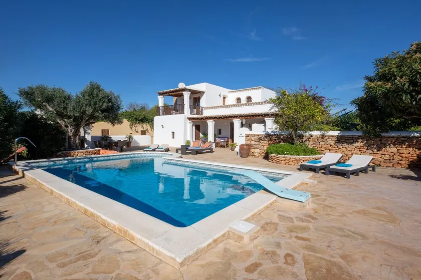 Gemütliche Finca mit Pool, Padel- und Fußballplatz - Can Gat Ibiza - Image 1