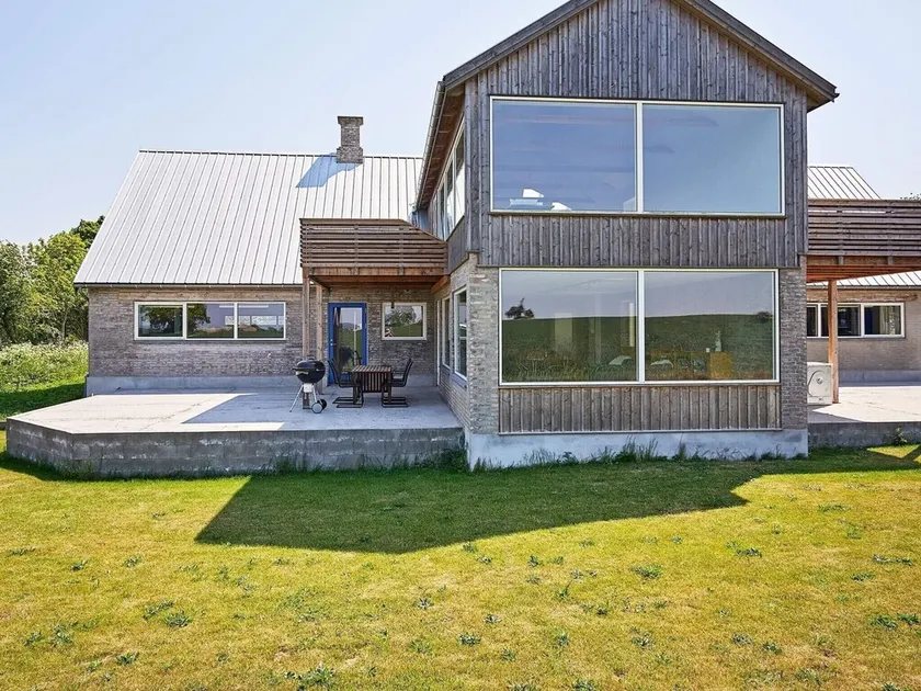 5 Sterne Ferienhaus in Svaneke - Image 1