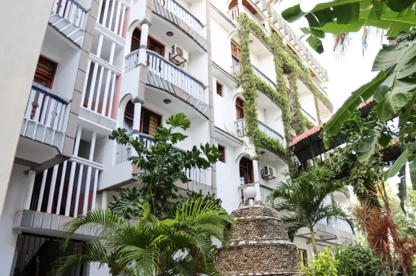 Darajani Hotel Ltd - Image 1