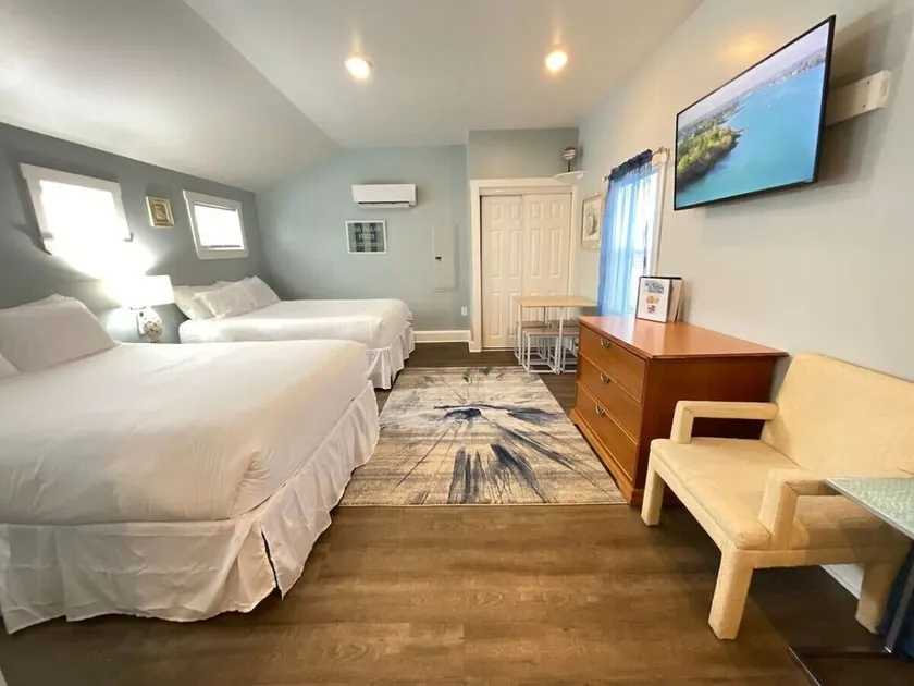 * * Hampton Beach | Oceanview | Pet Friendly * * - Image 1