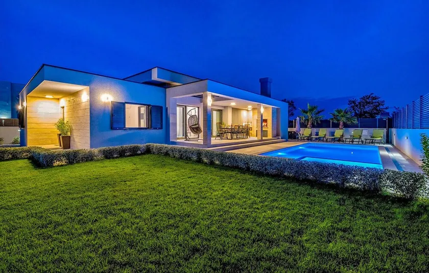Villa Lorena Dalmacija ZadarVillas - Image 1