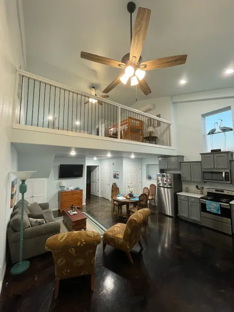 Grand Lake Barndominium. Close to Wolf Creek & Monkey Island. Lake access! - Image 1