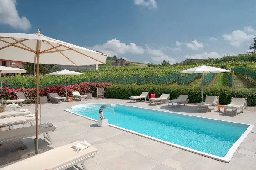 80sqm cozy family apartment with mountain view terrace - Image 1