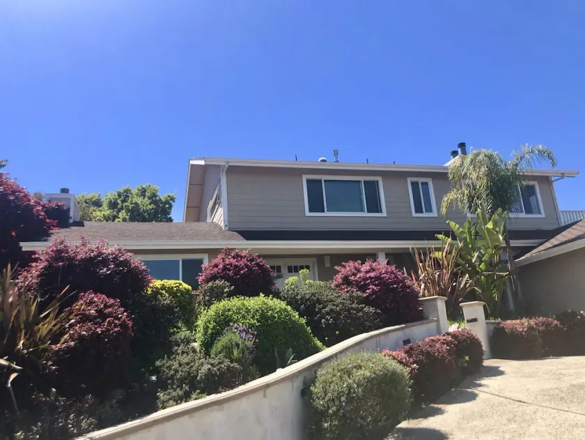 Maison confortable et lumineuses au cœur de la Silicon Valley, avec vue sur la baie - Image 1