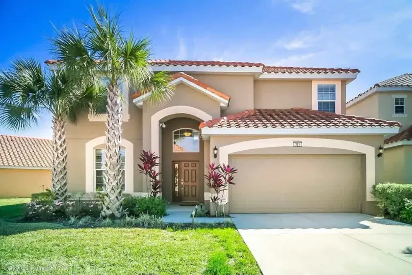 Luxury 6 Bd, 5 Bt, Private Pool, No Resort Fee -321 - Image 1