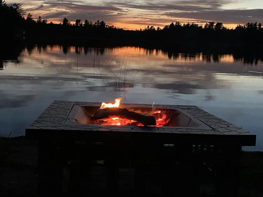 Private Lakefront Escape - Dock, Kayaks, Boat Launch & Sunset Views - Image 1