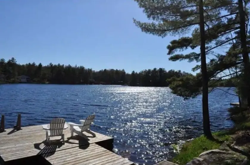 Waterfront cottage @ Muskoka Pines kayaks/ fireplace /bbq/firepit - Image 1