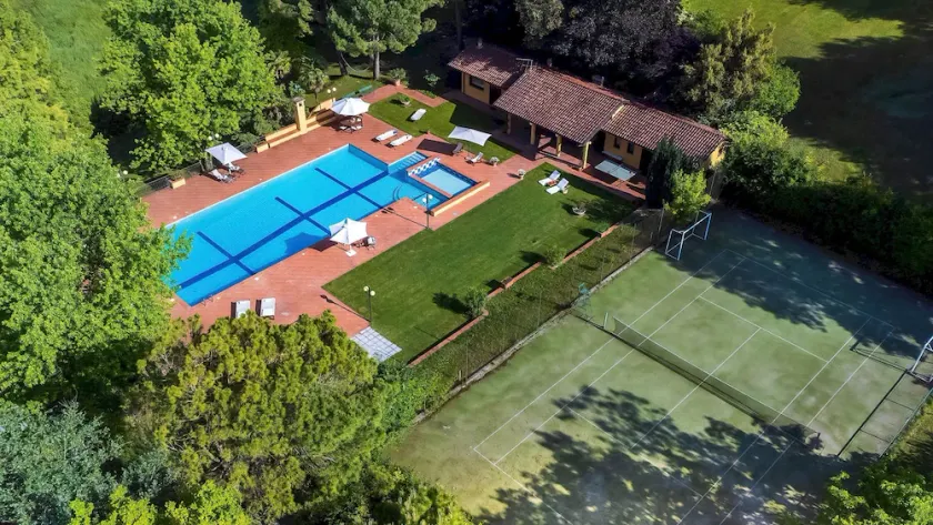 Tenuta Contessa Chiara 17, Emma Villas - Image 1