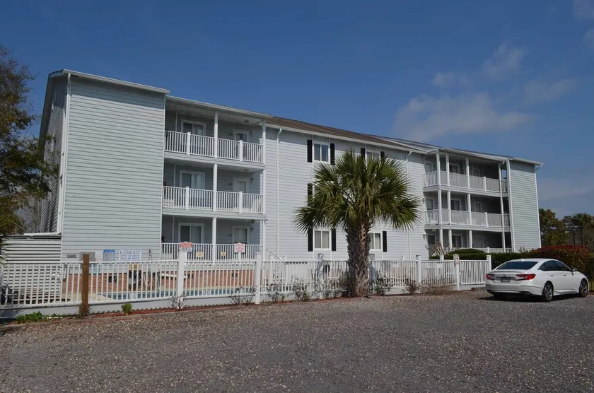 Colony III 201 - Image 1